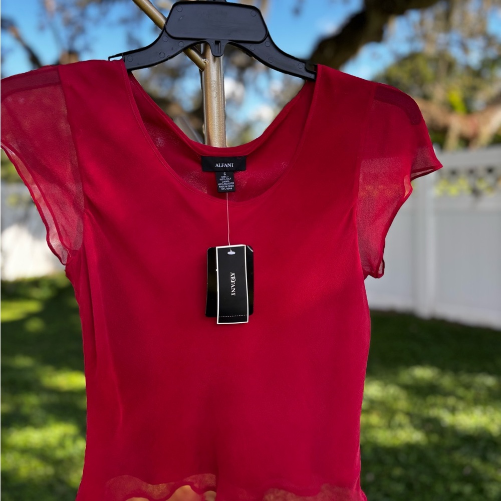 Alfani Women's Vibrant Red Silk Blouse Lined size 6